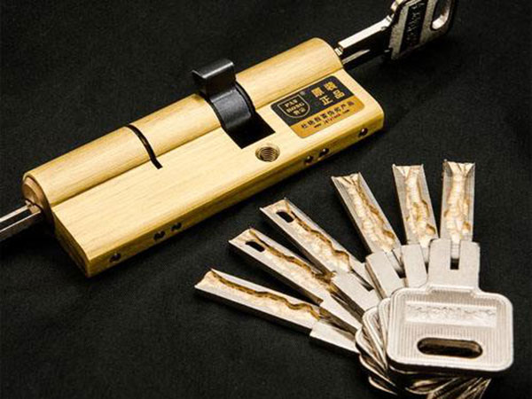 容县24小时上门开锁公司